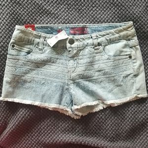 7 Celebrity Pink Light Tribal Aztec Shorts Frey